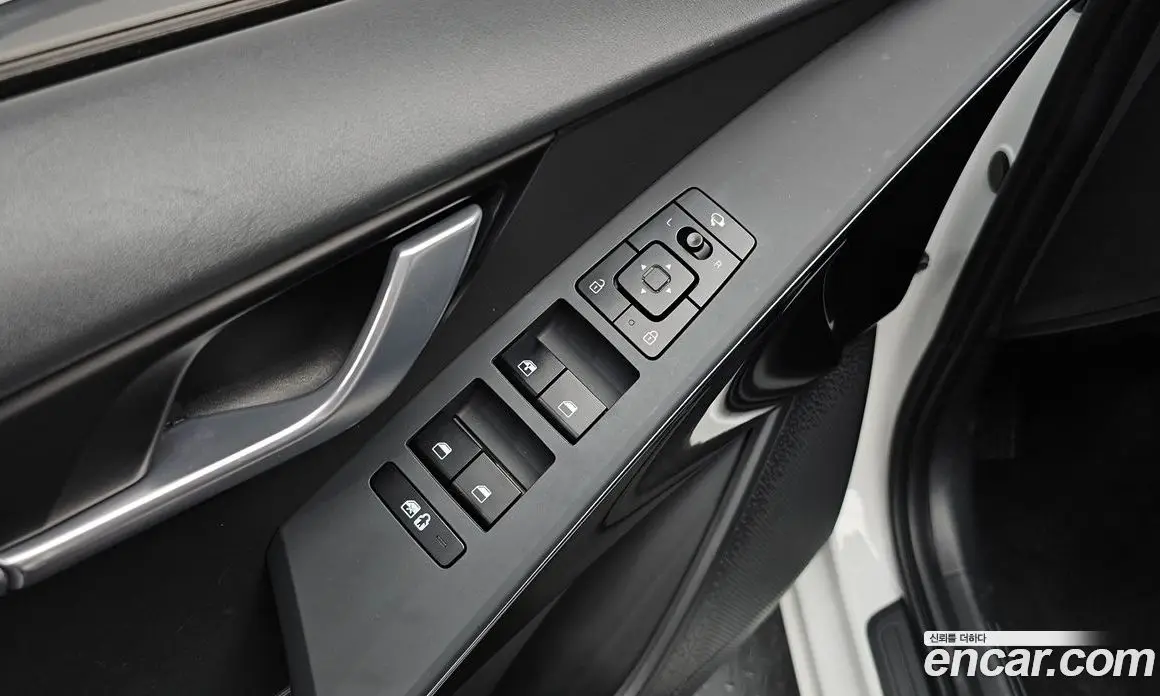 Kia Niro 2022 1.6 автомат (гидро), фото 13