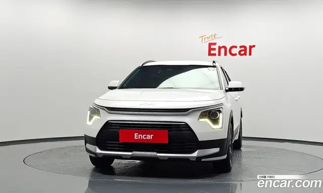 Kia Niro 2022 1.6 автомат (гидро), миниатюра 3