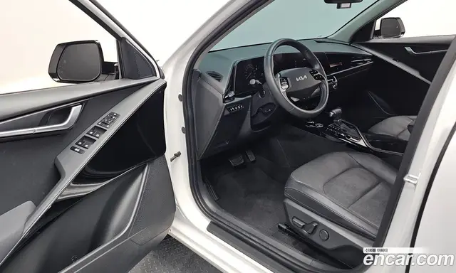 Kia Niro 2022 1.6 автомат (гидро), миниатюра 10