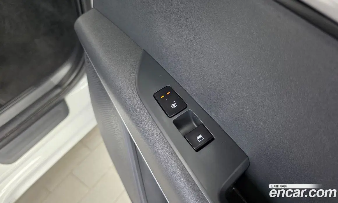 Kia Niro 2022 1.6 автомат (гидро), фото 18