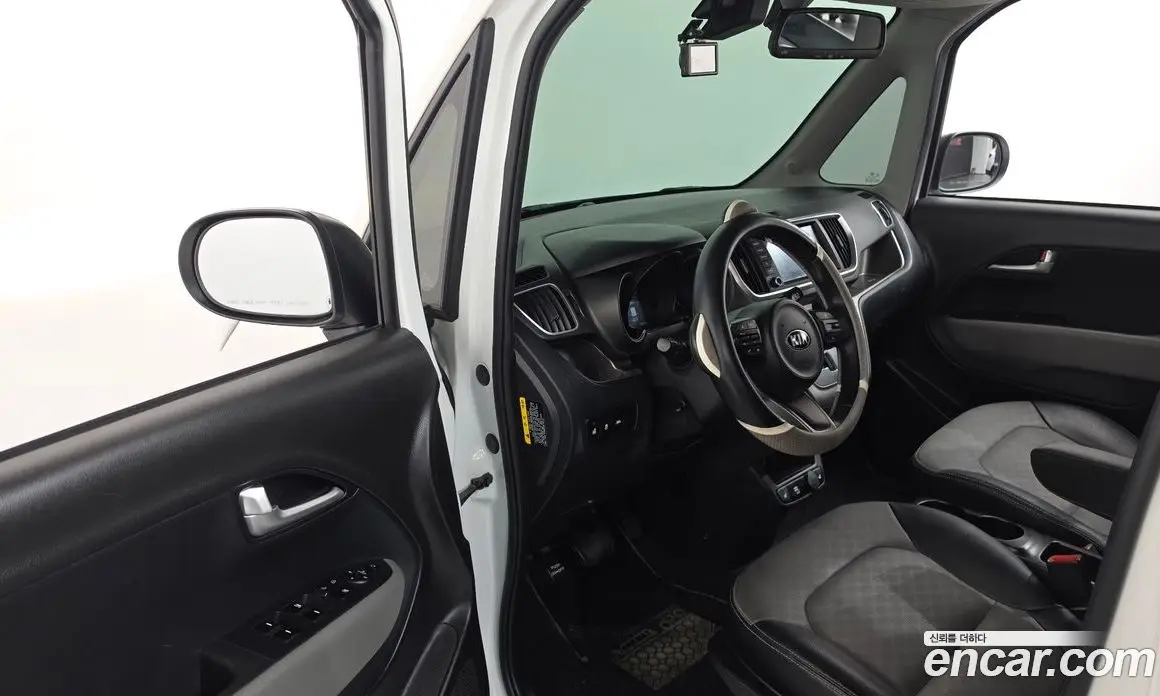 Kia Ray 2020 1.0 автомат (гидро), фото 10
