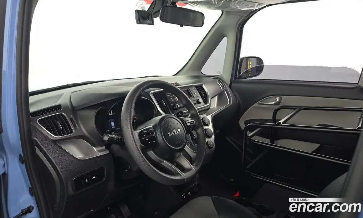 Kia Ray 2022 1.0 автомат (гидро), фото 7