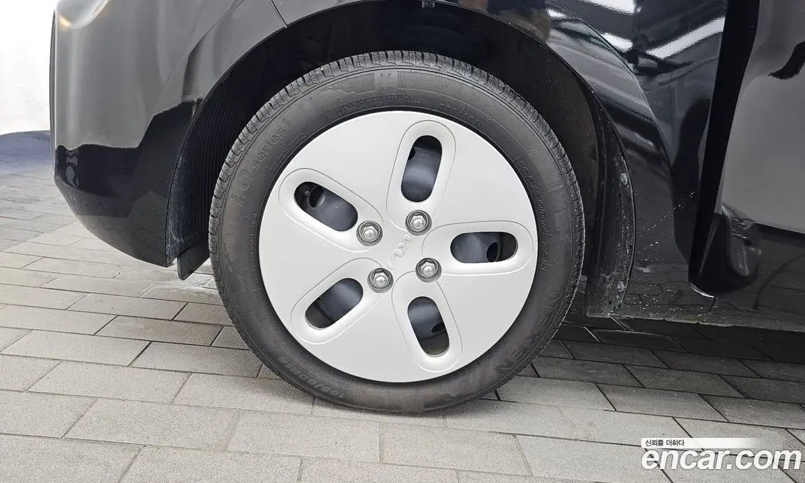 Kia Ray 2022 1.0 автомат (гидро), фото 5