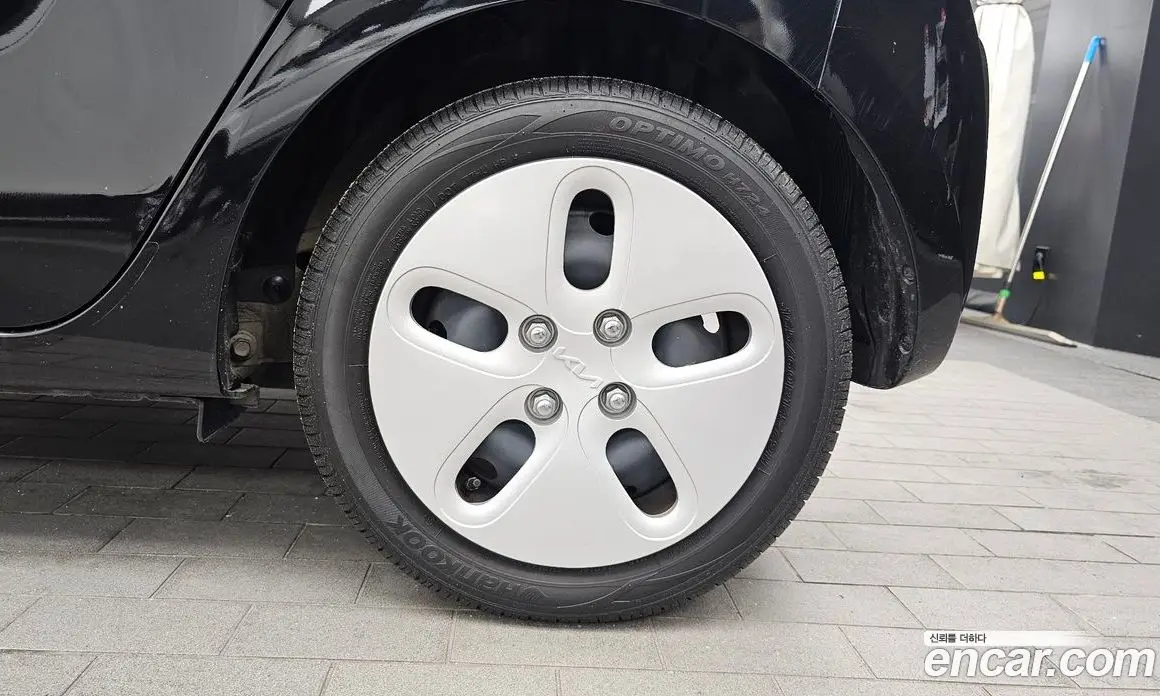Kia Ray 2022 1.0 автомат (гидро), фото 7