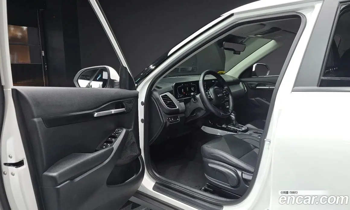Kia Seltos 2024 1.6 автомат (гидро), фото 13