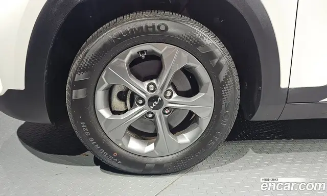 Kia Seltos 2024 1.6 автомат (гидро), миниатюра 5