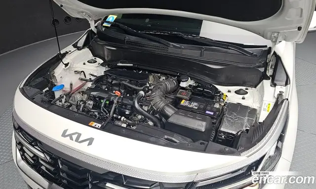 Kia Seltos 2024 1.6 автомат (гидро), миниатюра 6
