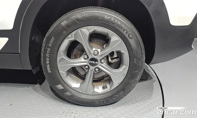 Kia Seltos 2024 1.6 автомат (гидро), миниатюра 7