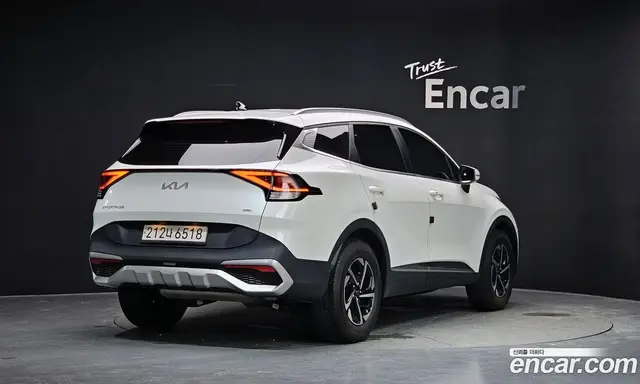 Kia Sportage 2023 1.6 автомат (гидро), миниатюра 2
