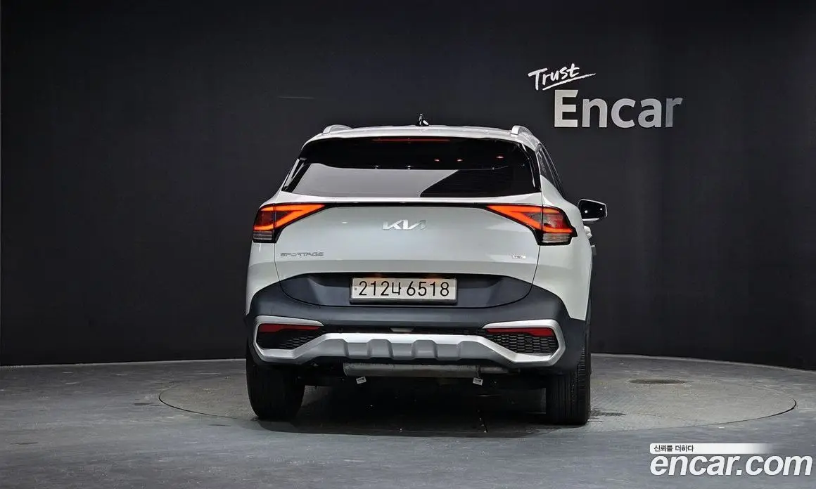 Kia Sportage 2023 1.6 автомат (гидро), фото 4