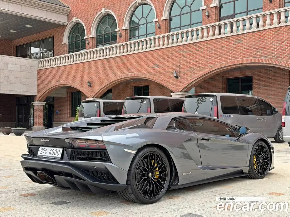 Lamborghini Aventador 2018 6.5 автомат (гидро), фото 4