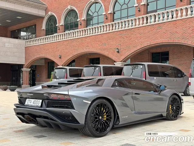 Lamborghini Aventador 2018 6.5 автомат (гидро), миниатюра 4