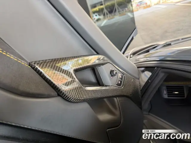 Lamborghini Aventador 2018 6.5 автомат (гидро), миниатюра 9