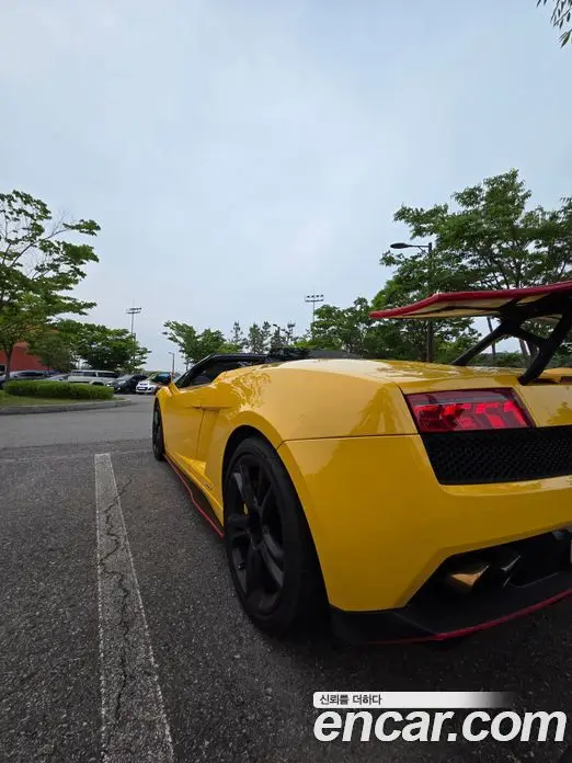 Lamborghini Gallardo 2011 5.2 автомат (гидро), миниатюра 3