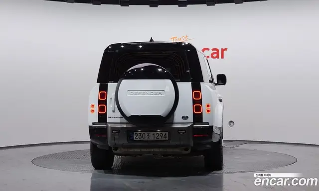Land Rover Defender 2023 3.0 автомат (гидро), миниатюра 4 Land Rover Defender 2023 3.0 автомат (гидро), миниатюра 4