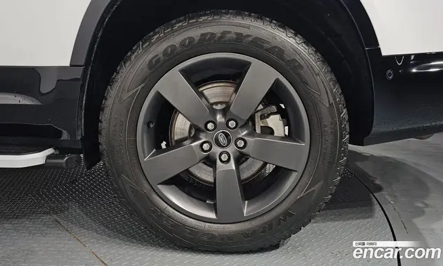 Land Rover Defender 2023 3.0 автомат (гидро), миниатюра 5 Land Rover Defender 2023 3.0 автомат (гидро), миниатюра 5