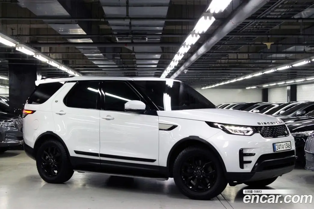 Land Rover Discovery 2018 2.0 автомат (гидро), фото 17