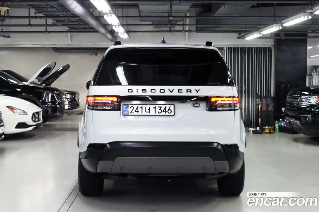 Land Rover Discovery 2018 2.0 автомат (гидро), фото 5