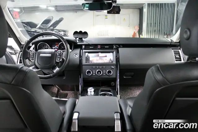 Land Rover Discovery 2018 2.0 автомат (гидро), миниатюра 9