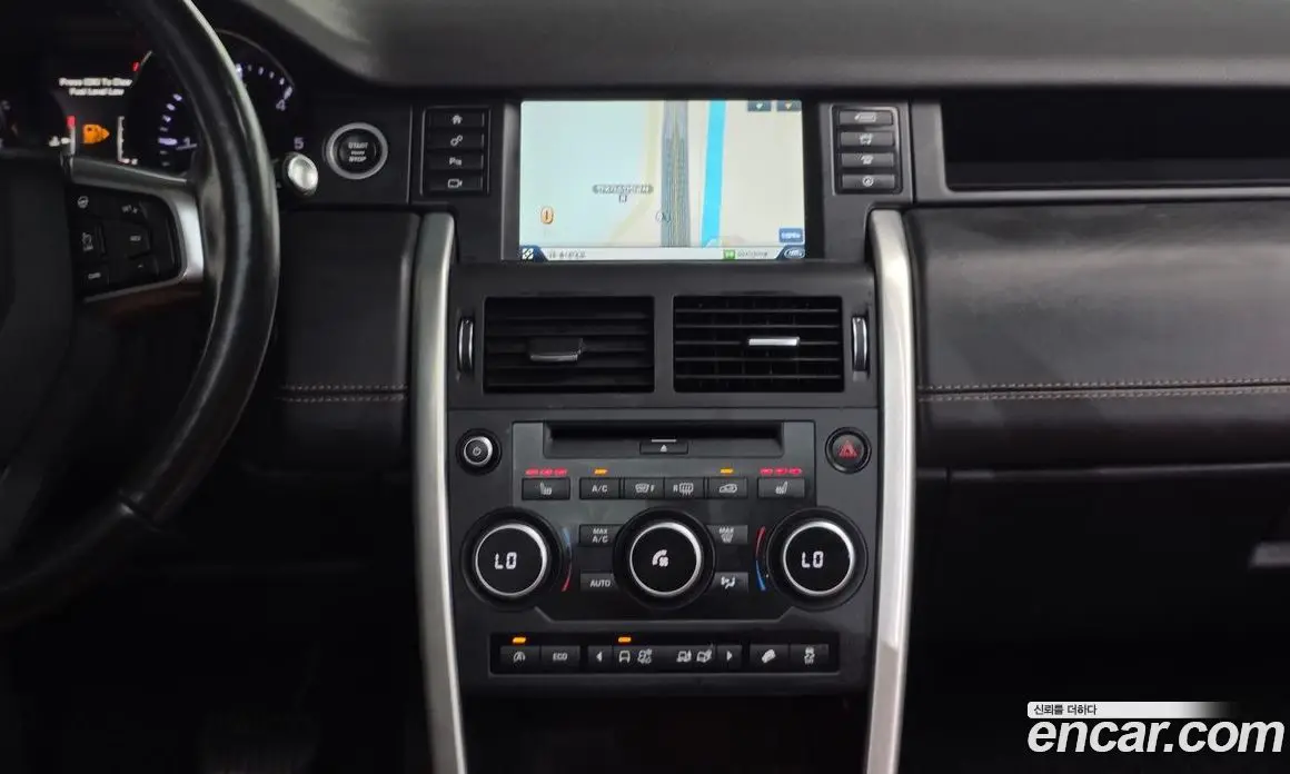Land Rover Discovery Sport 2015 2.2 автомат (гидро), фото 12