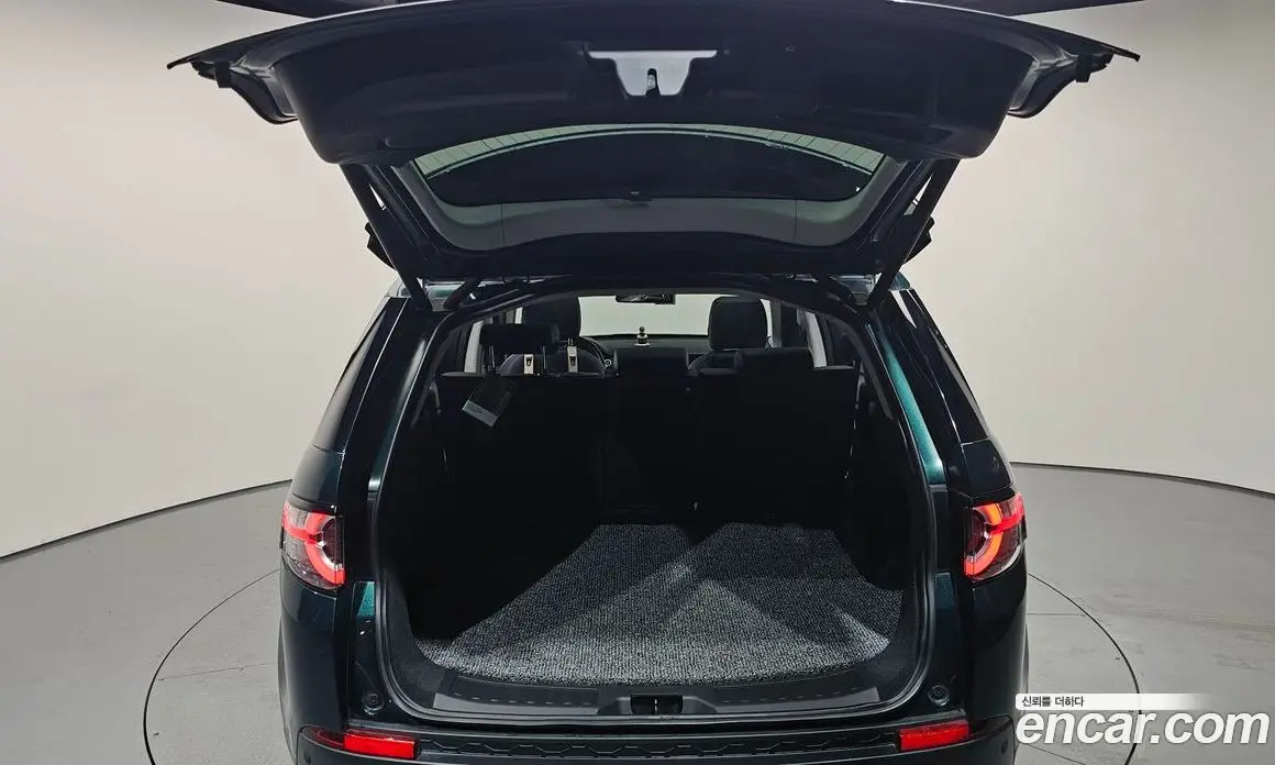 Land Rover Discovery Sport 2017 2.0 автомат (гидро), фото 17