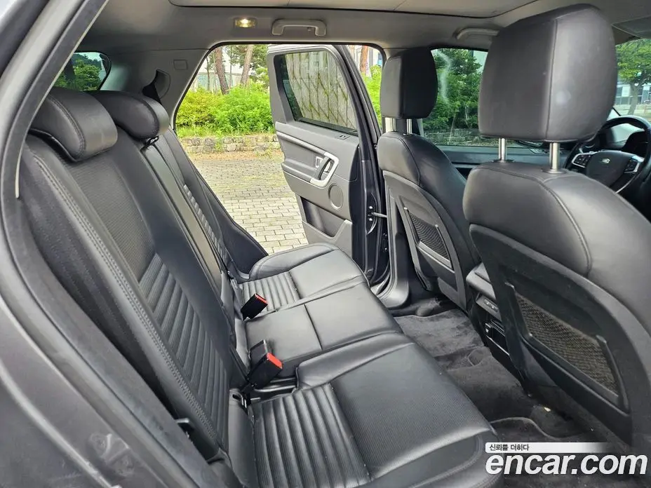 Land Rover Discovery Sport 2018 2.0 автомат (гидро), фото 11