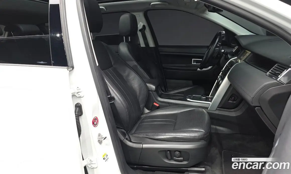 Land Rover Discovery Sport 2019 2.0 автомат (гидро), фото 17