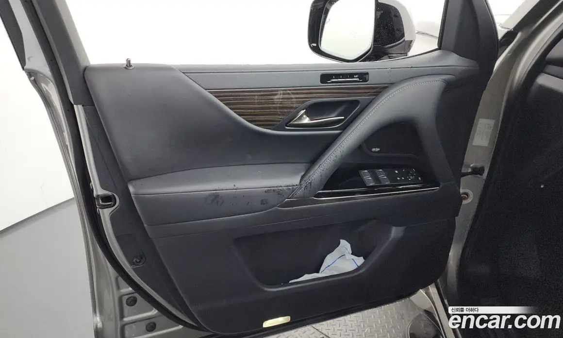 Lexus LX 2025 3.4 автомат (гидро), фото 31