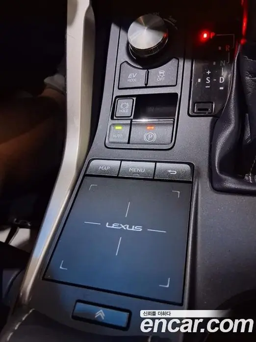 Lexus NX 2018 2.5 автомат (вариатор), фото 19