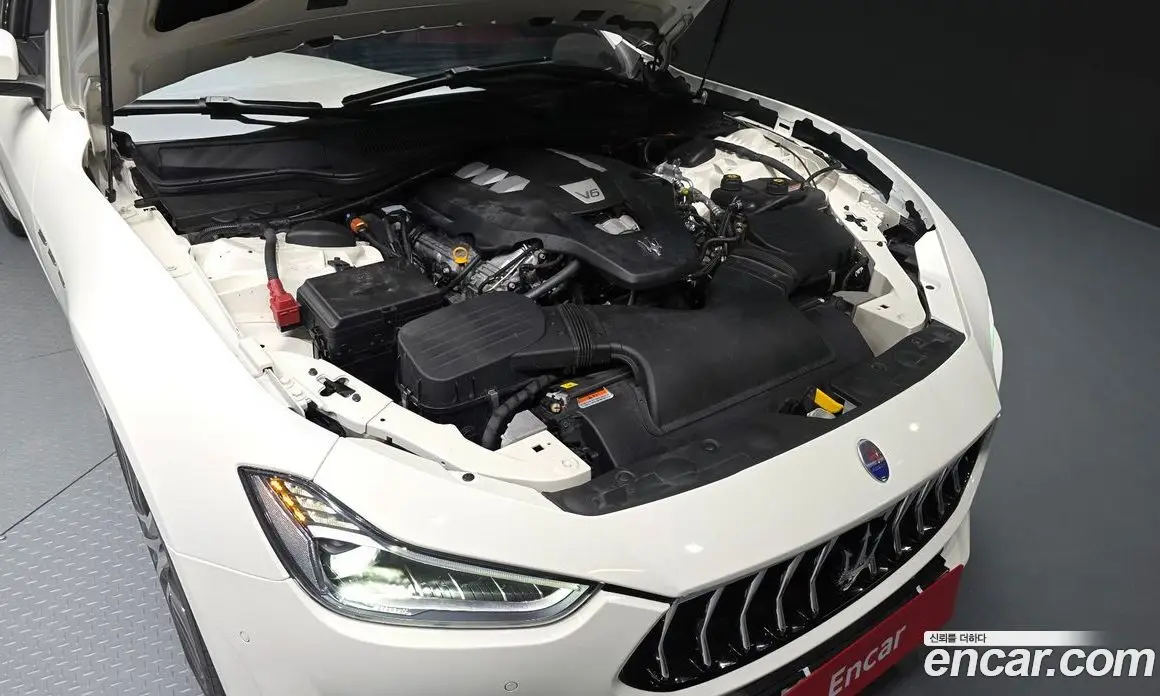 Maserati Ghibli 2021 3.0 автомат (гидро), фото 6