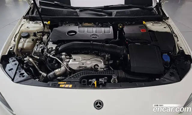 Mercedes-Benz A-Class 2020 2.0 автомат (гидро), миниатюра 5