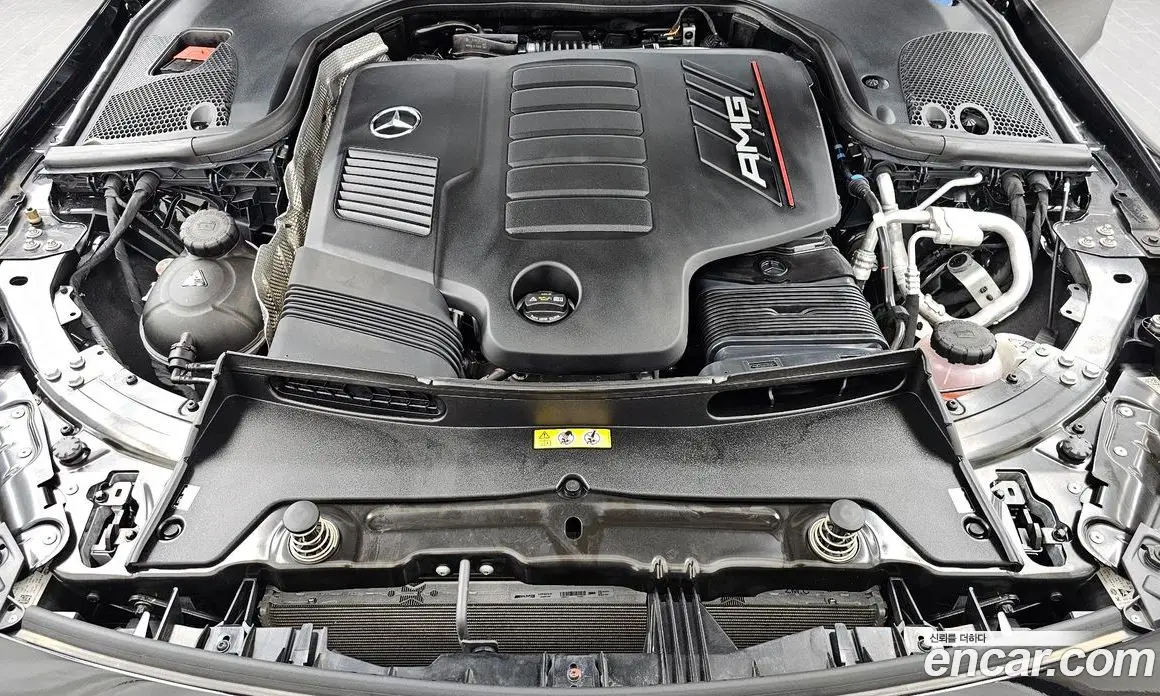 Mercedes-Benz AMG GT 2023 3.0 автомат (гидро), фото 6