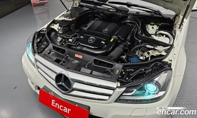 Mercedes-Benz C-Class 2011 1.8 автомат (гидро), миниатюра 6