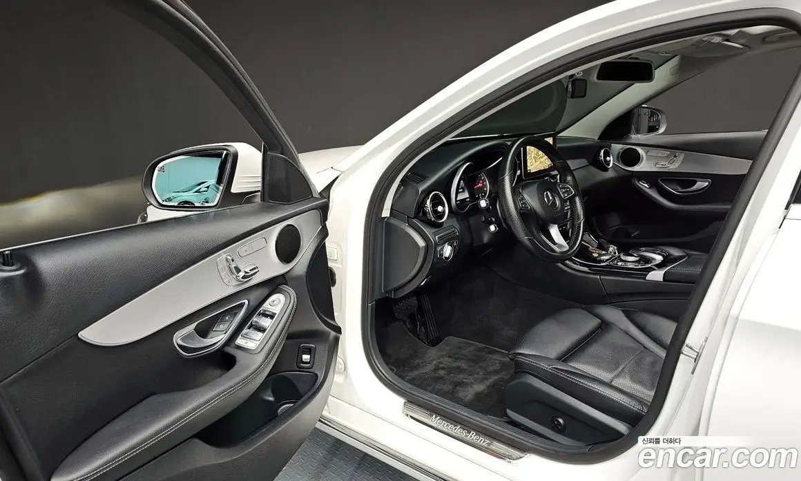 Mercedes-Benz C-Class 2016 2.0 автомат (гидро), фото 11 Mercedes-Benz C-Class 2016 2.0 автомат (гидро), фото 11