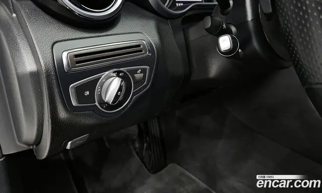 Mercedes-Benz C-Class 2016 2.0 автомат (гидро), миниатюра 12