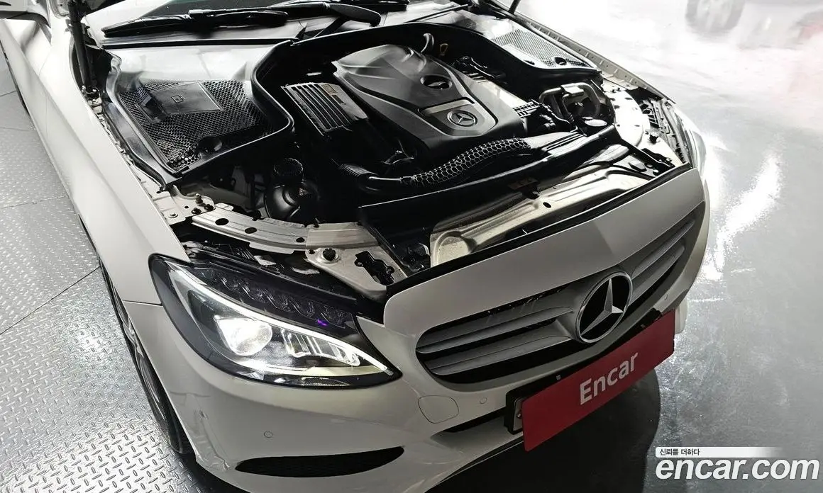 Mercedes-Benz C-Class 2016 2.0 автомат (гидро), фото 6 Mercedes-Benz C-Class 2016 2.0 автомат (гидро), фото 6