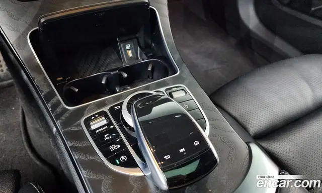 Mercedes-Benz C-Class 2019 1.9 автомат (гидро), миниатюра 12