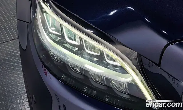 Mercedes-Benz C-Class 2019 1.9 автомат (гидро), миниатюра 8