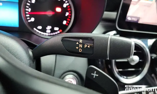 Mercedes-Benz C-Class 2019 2.0 автомат (гидро), миниатюра 12