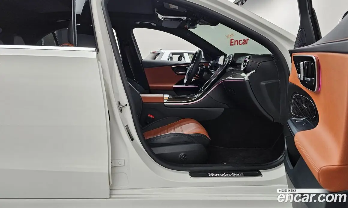 Mercedes-Benz C-Class 2022 2.0 автомат (гидро), фото 16