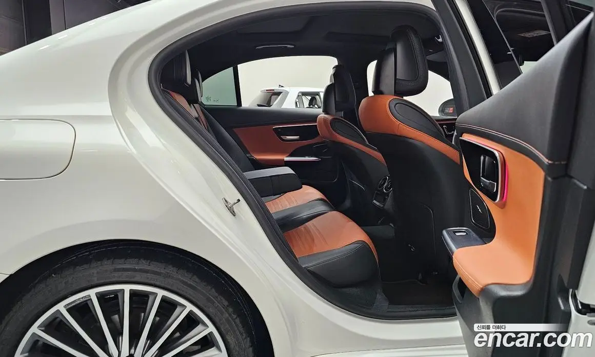 Mercedes-Benz C-Class 2022 2.0 автомат (гидро), фото 17