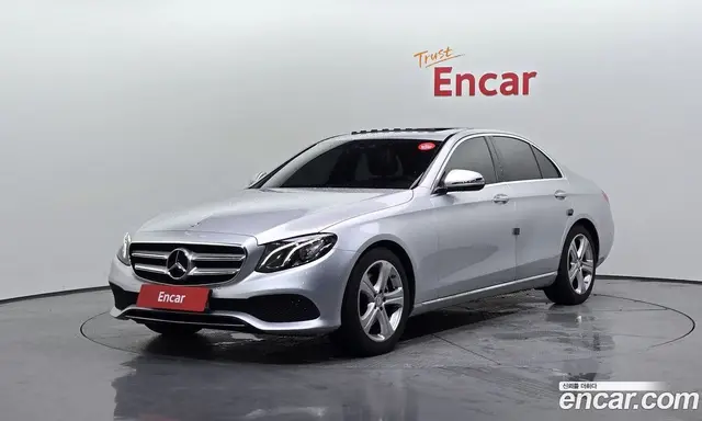 Mercedes-Benz E-Class 2016 2.0 автомат (гидро), миниатюра 1