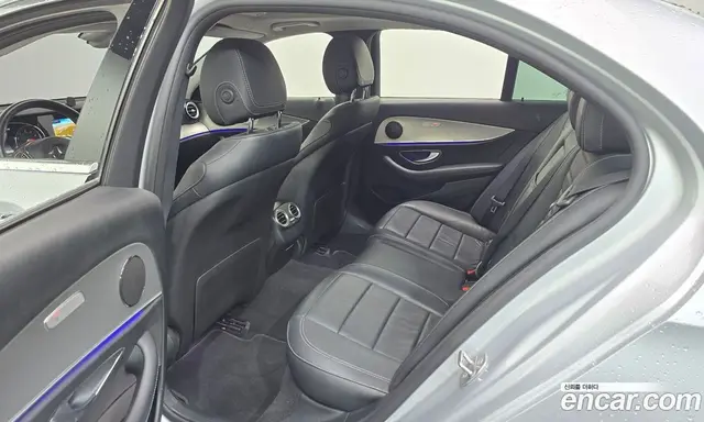 Mercedes-Benz E-Class 2016 2.0 автомат (гидро), миниатюра 11