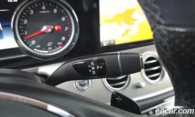 Mercedes-Benz E-Class 2016 2.0 автомат (гидро), миниатюра 9