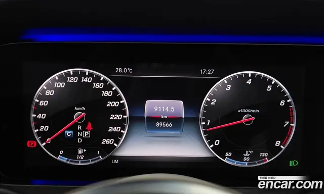 Mercedes-Benz E-Class 2019 2.0 автомат (гидро), миниатюра 11