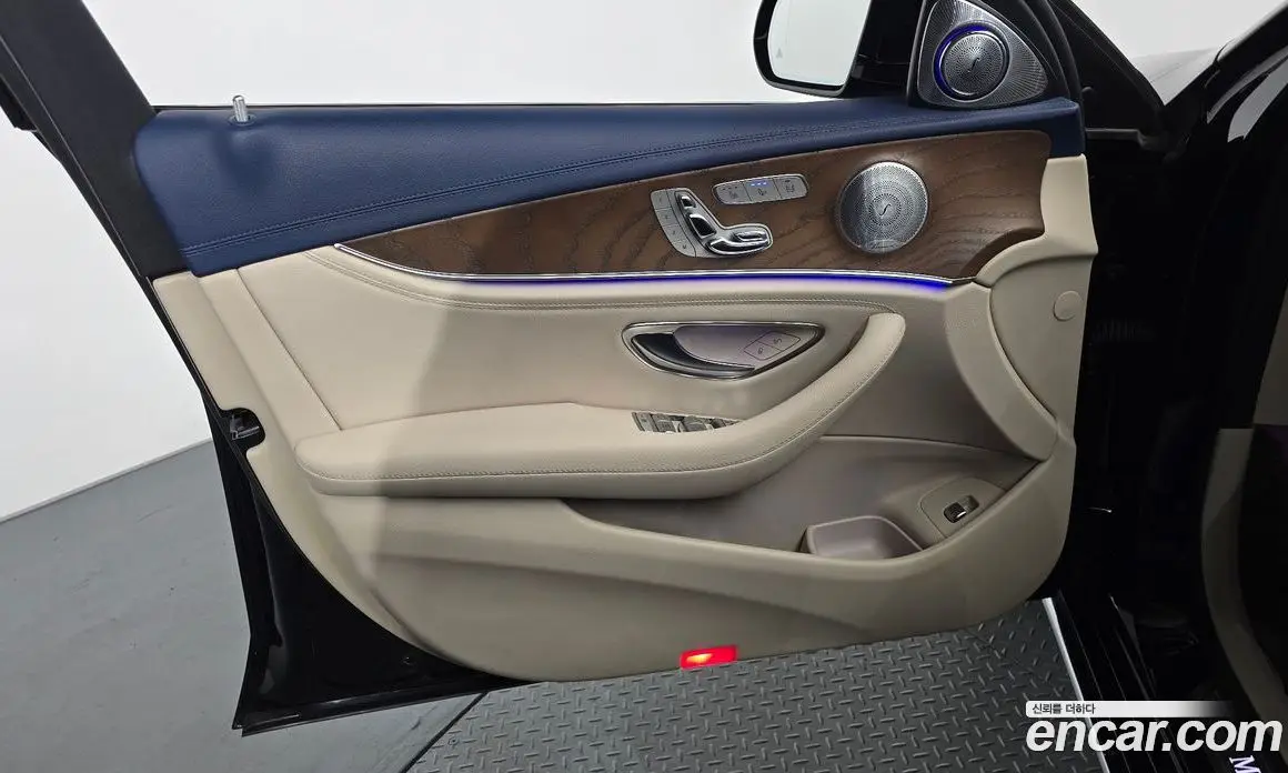 Mercedes-Benz E-Class 2019 2.0 автомат (гидро), фото 14