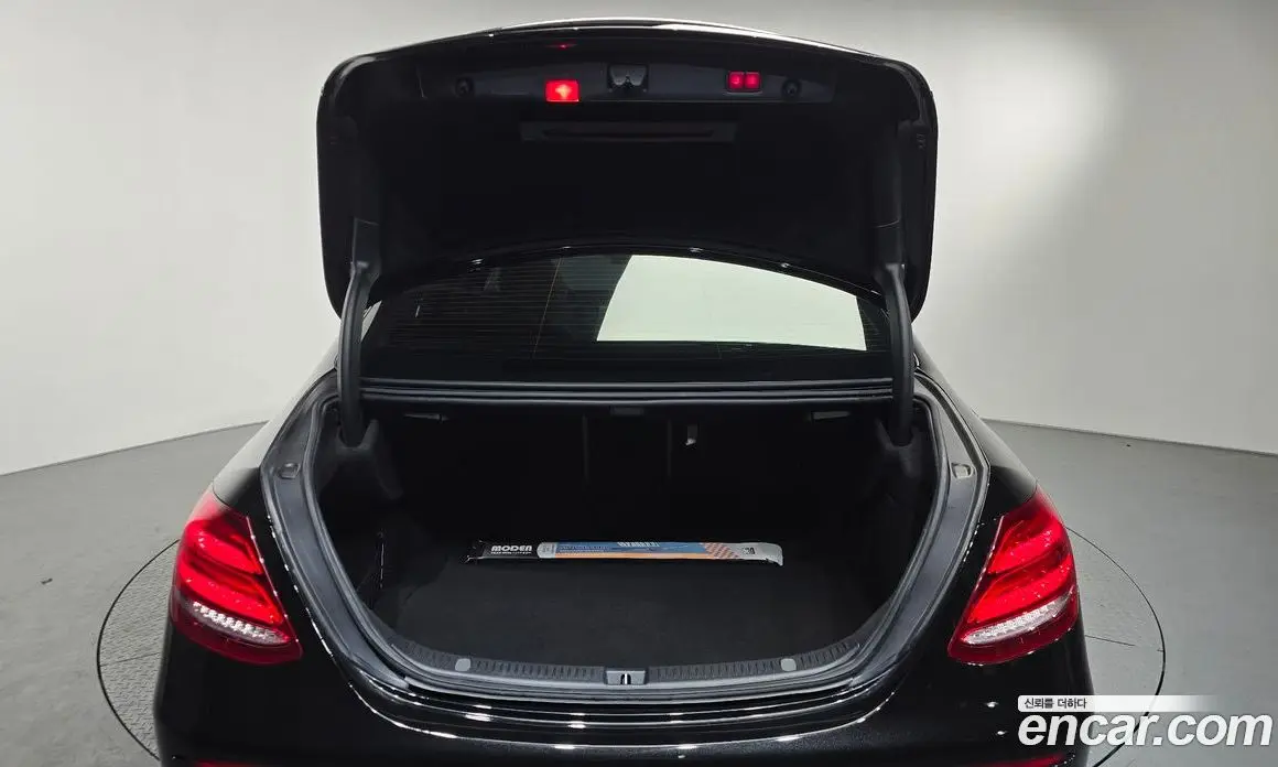 Mercedes-Benz E-Class 2019 2.0 автомат (гидро), фото 25