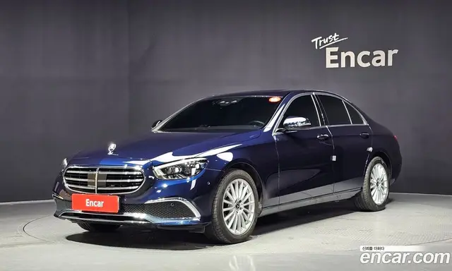 Mercedes-Benz E-Class 2021 2.0 автомат (гидро), миниатюра 1
