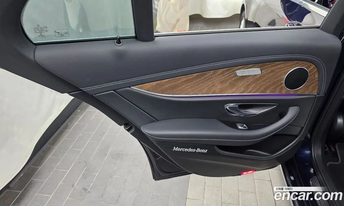 Mercedes-Benz E-Class 2021 2.0 автомат (гидро), фото 15