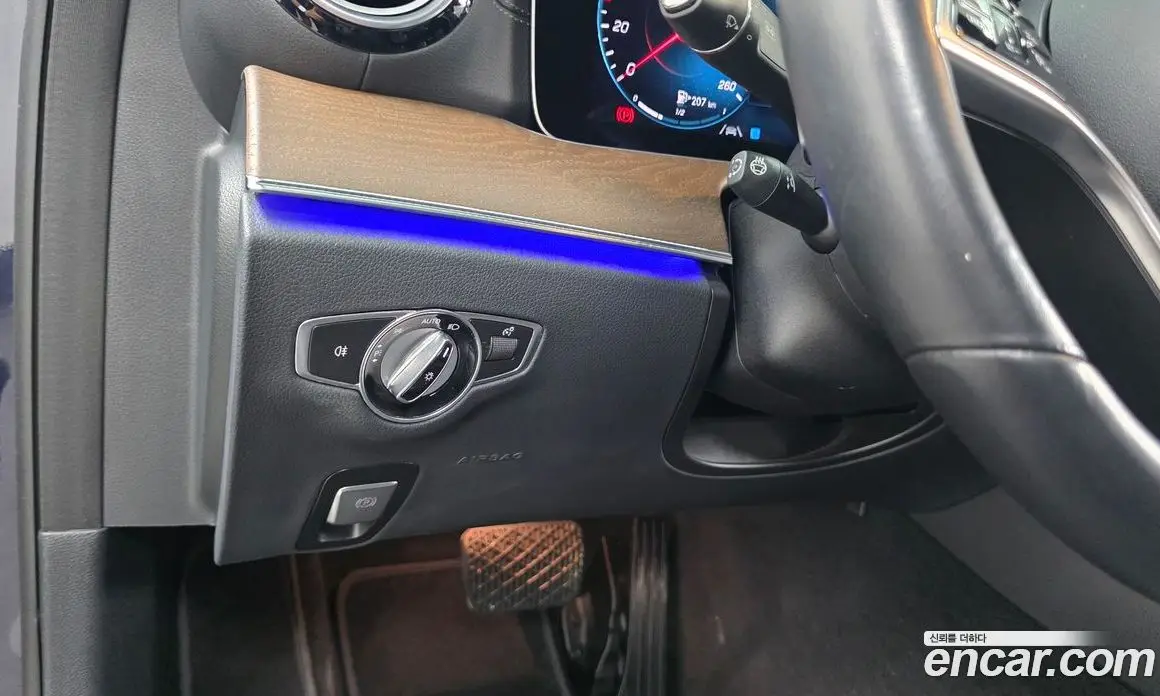 Mercedes-Benz E-Class 2021 2.0 автомат (гидро), фото 22